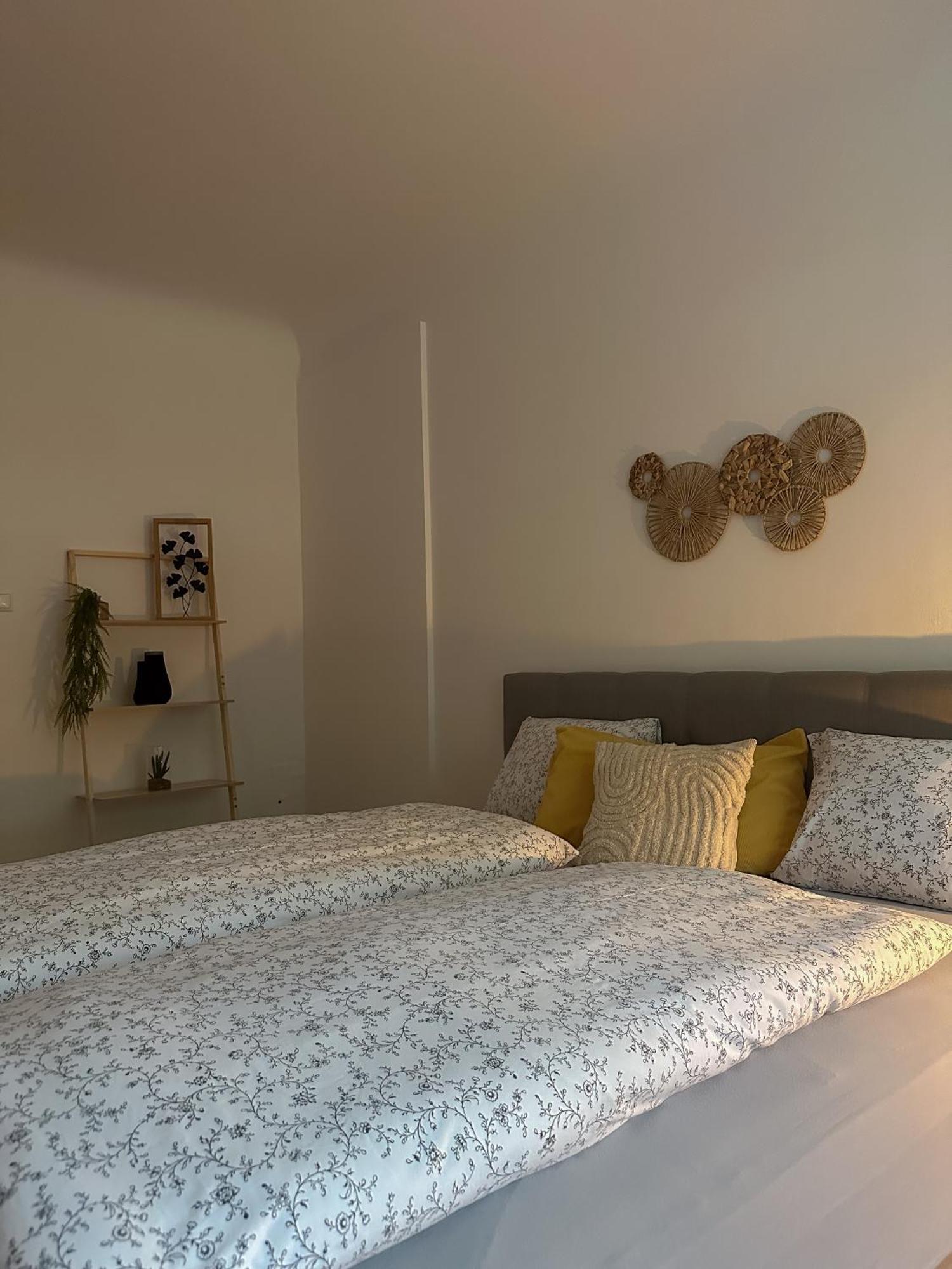 City Retreat In Eisenstadt Zentrum 2 Экстерьер фото